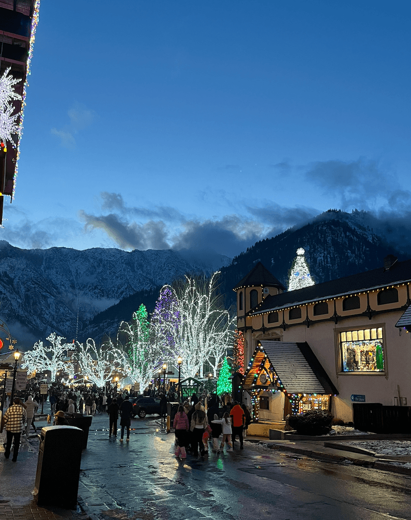 I love magical places; here is Leavenworth on Christmas Eve.